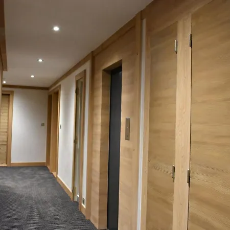 Apartament 2/4 Pers, Acces Pistes Et Piscine, Proche Commerces, - Fr-1-180-297 Méribel